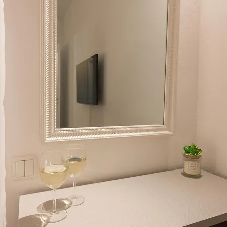 Marvelous One Bedroom House In Paros * ナウサ